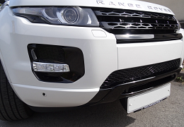 COLOUR-CODED EVOQUE FRONT BUMPER TO SUIT PURE SPEC EVOQUE - £375